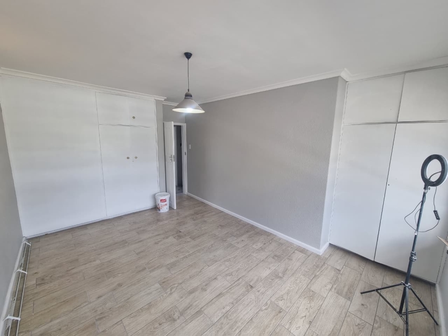 To Let 2 Bedroom Property for Rent in Claremont Western Cape